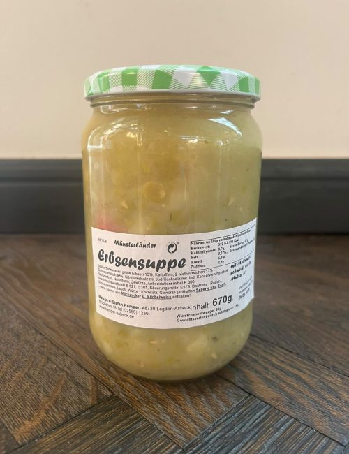 Erbsensuppe mit Mettwurst